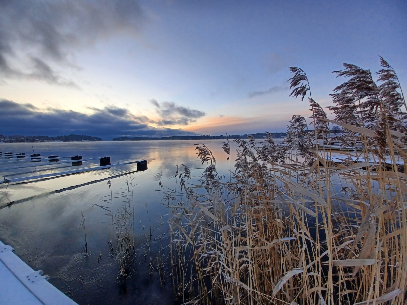 https://www.loftahammarsbatsallskap.se//explorer/images/20231129_081815.jpg